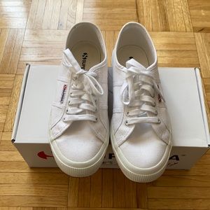 Superga Coru Classic Sneaker in White